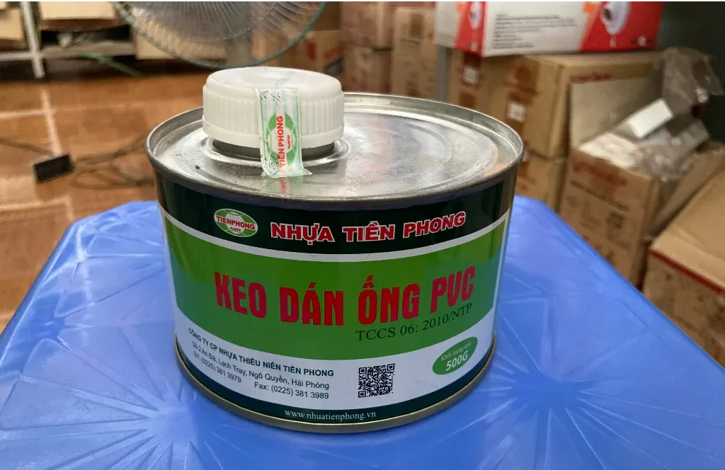 Keo dán nhựa PVC Tiền Phong