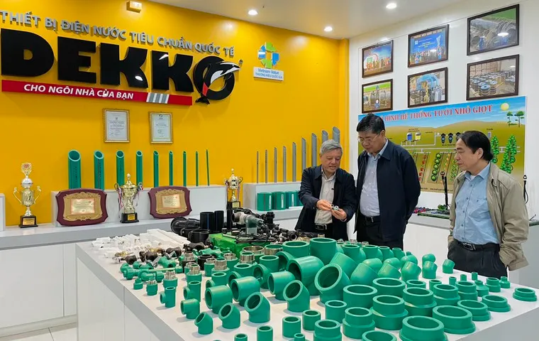 Thương hiệu Dekko