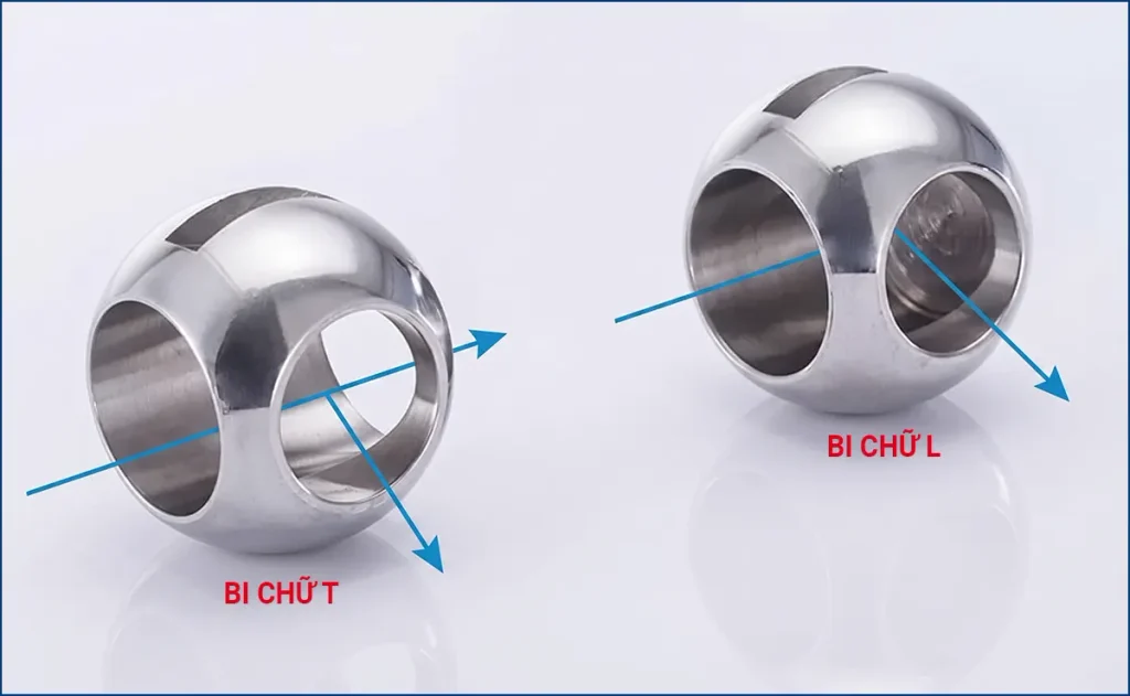 Nhìn vào cửa van bi 3 ngã phân biệt bi chữ L có một lỗ tròn và bi chữ T có thêm lỗ phụ vuông góc