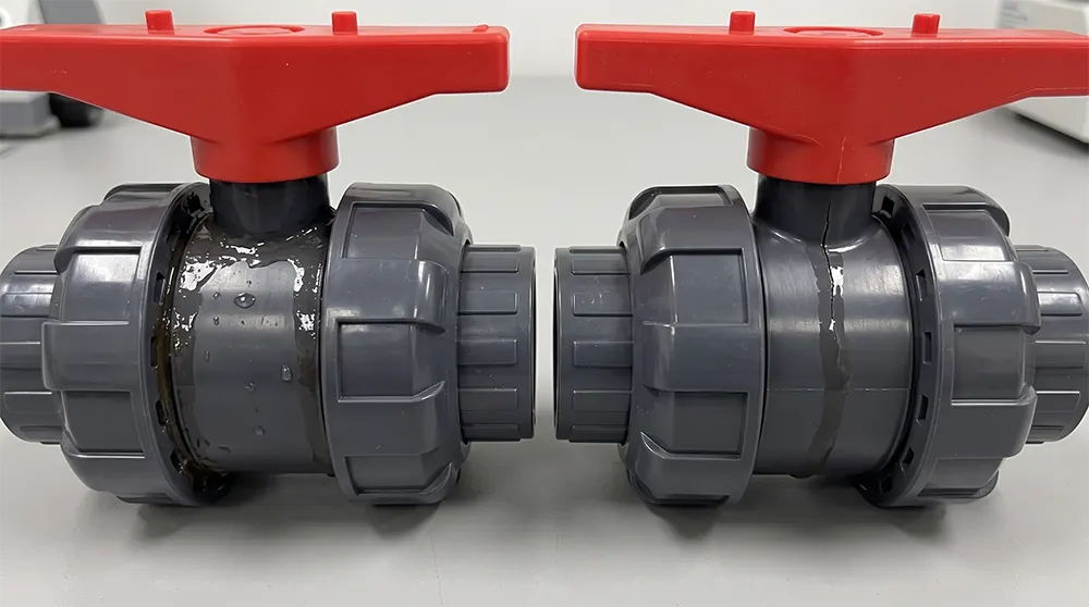 So sánh trực quan hai kiểu rò rỉ ở trục van: rò đều do O-ring và rò theo vết do nứt cổ van